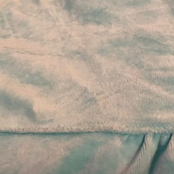 2/$40 Basic Editions 2-Piece Fleece Set Size 7/8 - Picture 10 of 16